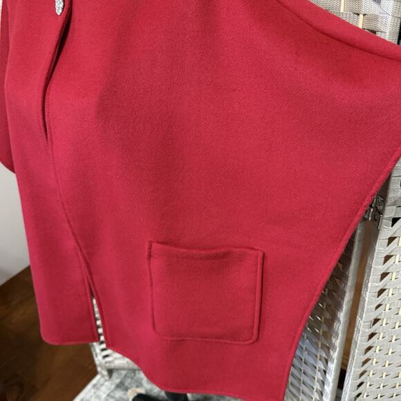 Talbots Embellished Ruana Cape XS/S Red Wool Blend Rhinestone Button Pockets NEW - Picture 5 of 8